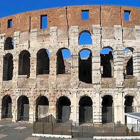 Charming Colosseum Szálloda