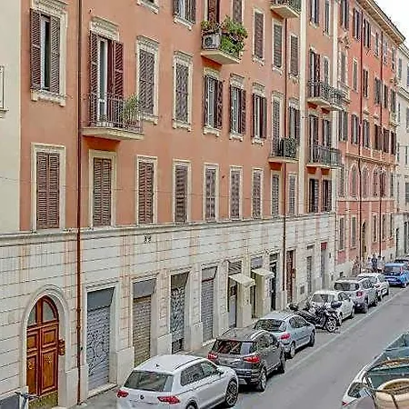Charming Colosseum Hotel 4*